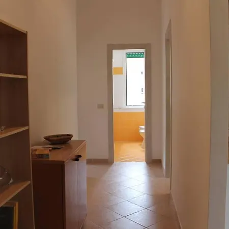 Locato Con Finalita Turistiche Apartment *