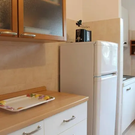 Locato Con Finalita Turistiche Apartment Lido di Ostia